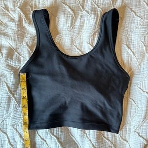nwot black cropped exercise top